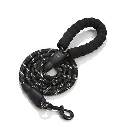Strong Reflective Nylon Dog Leash – Heavy-Duty, Extra Safe for Big, Medium & Small Dogs
